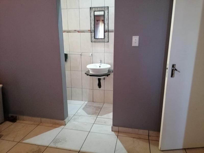 To Let 3 Bedroom Property for Rent in Waterval North West